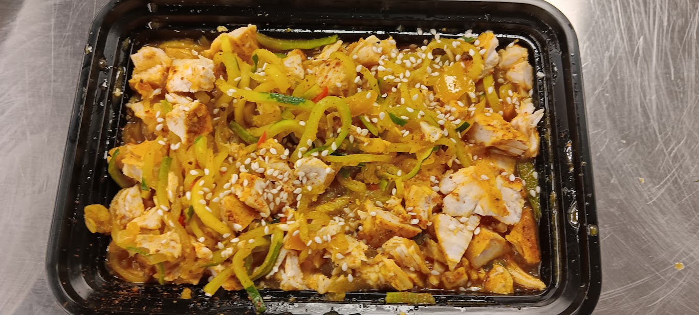 MINI_ Low Carb/Low Calorie/Keto/Gluten-Free - MINI MEAL_ Chicken Teriyaki Zoodles (242 Calories, 23g Carbs, 7g Fat, 26g Protein)