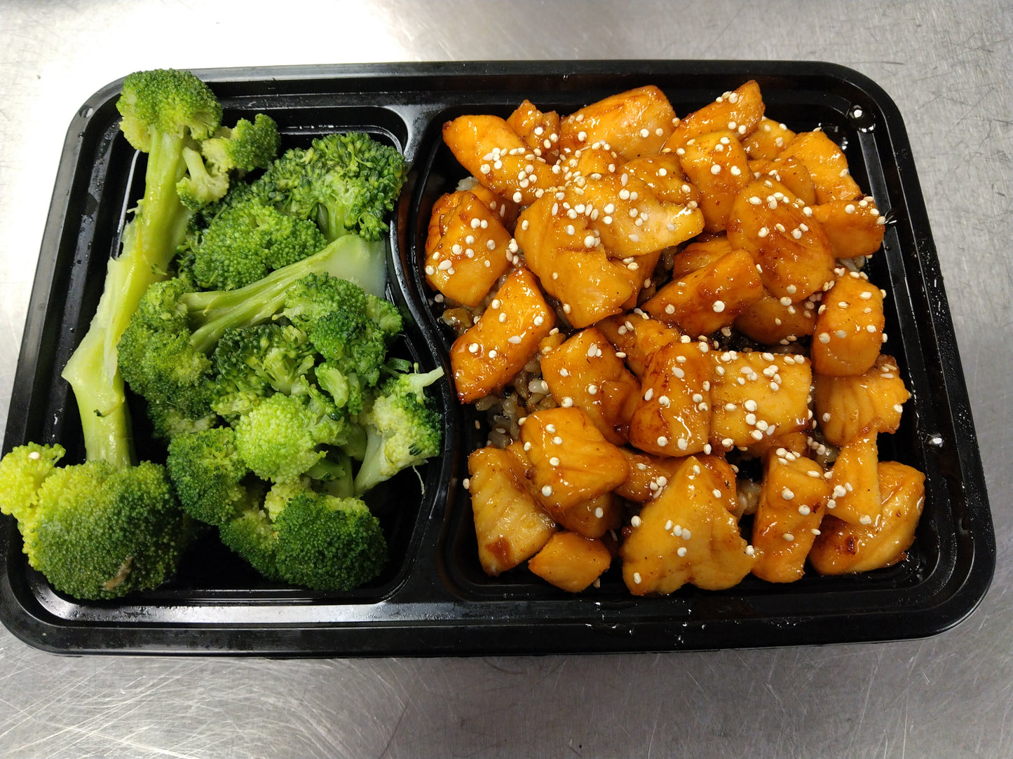 Pescatarian/Low Carb/Low Calories/Gluten-Free - Teriyaki Salmon Bites over Brown Rice & Broccoli (434 Calories, 24g Carbs, 28g Fat, 31g Protein)