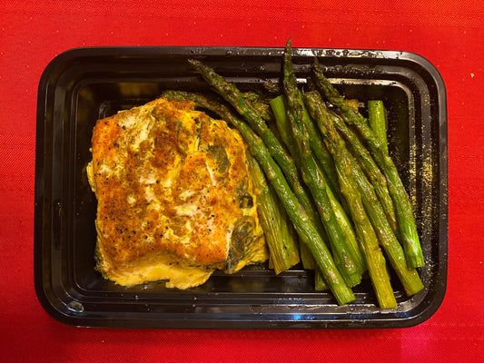 MINI MEALS _ Pescatarian/Low Carb/Low Calorie/Keto  Spinach Creamy Stuffed Salmon with Asparagus (297 Calories,3.2 Carbs, 20g Fat, 29g Protein)